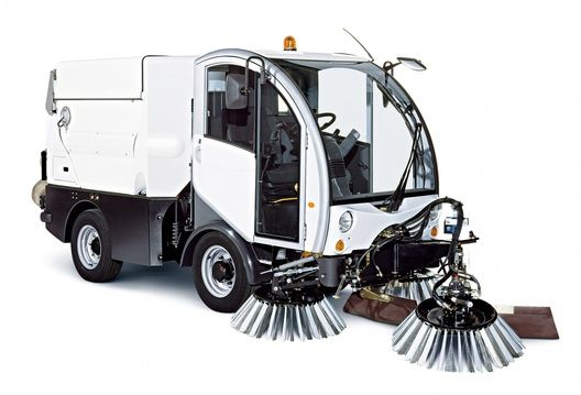 ВАКУУМНАЯ ПОДМЕТАЛЬНАЯ МАШИНА «BUCHER CITYCAT 2020» Image